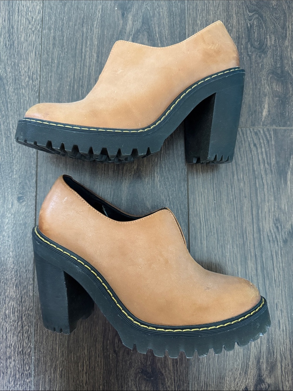 Dr. Martens Cordelia Booties - Picture 3 of 9